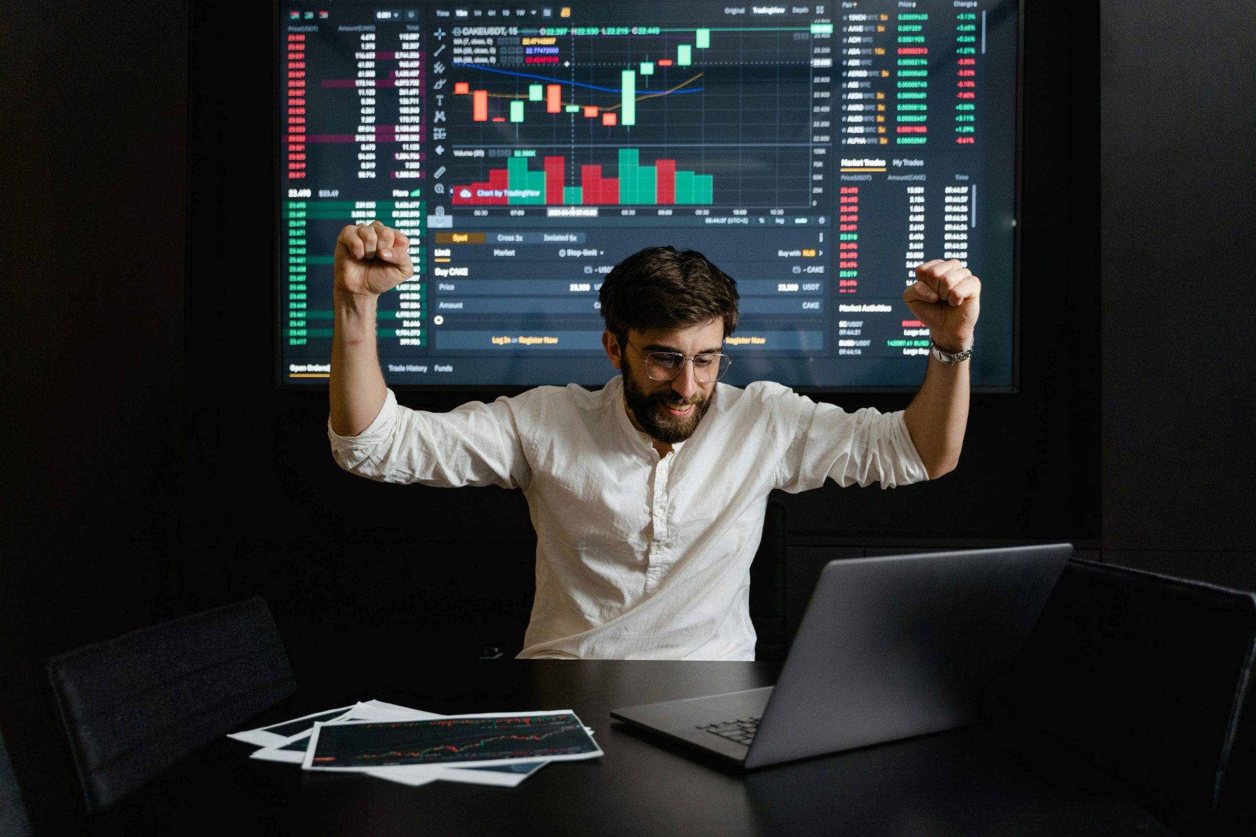 10 Essential Forex Trading Tips for Beginners in 2025