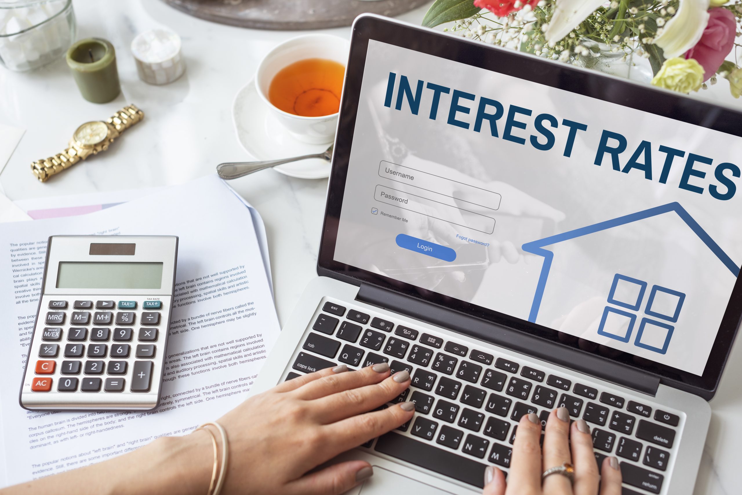 The Pros and Cons of Fixed vs. Variable Interest Rate Loans